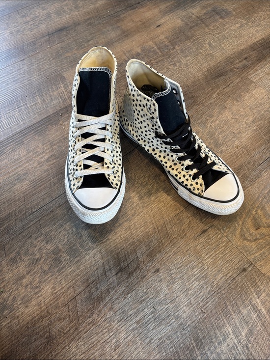 Converse All Stars Shoes - High-Top Women's converse  in tan/Ivory with Black Spot Print
